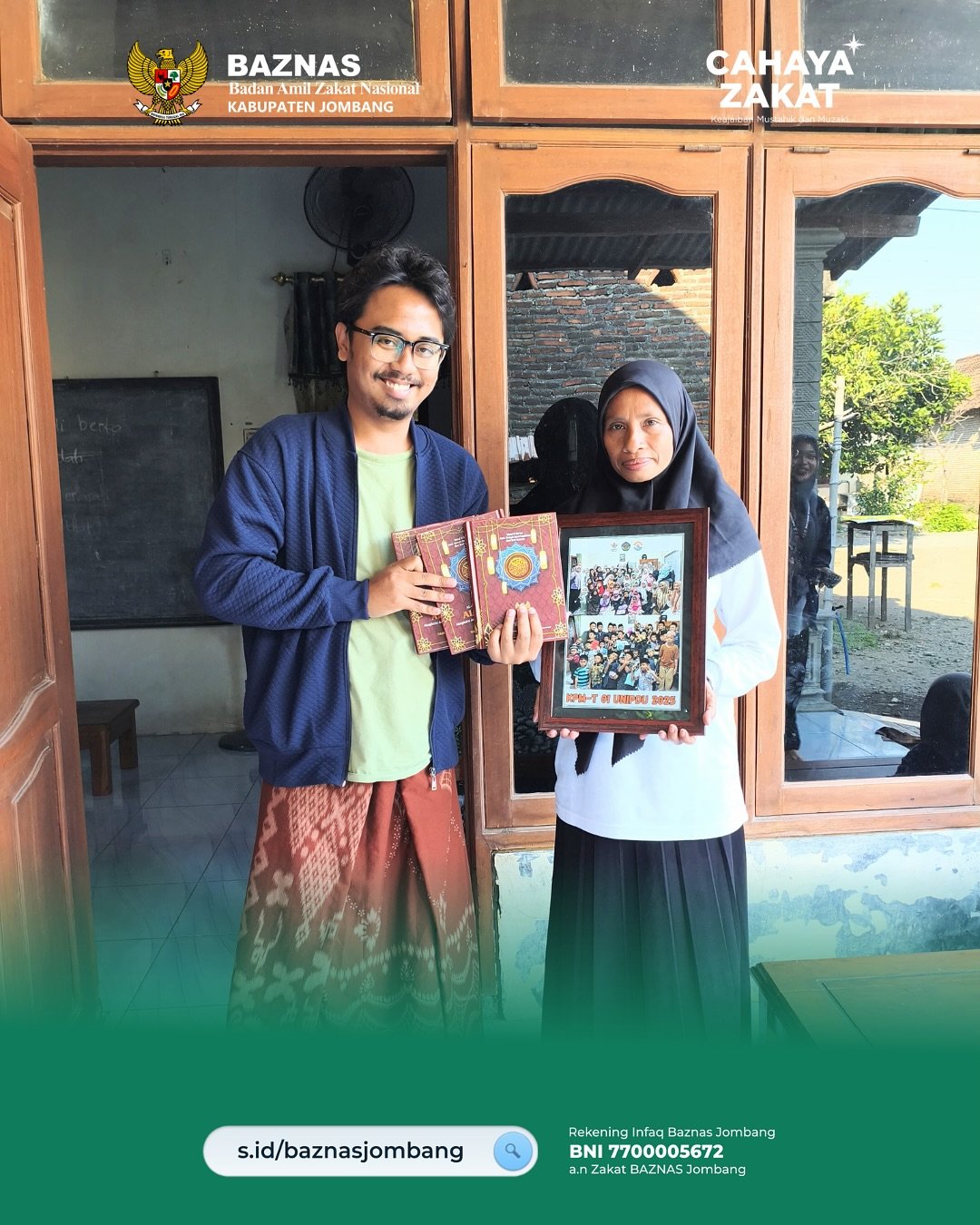 BAZNAS Jombang Bersinergi dengan KKN UNIPDU Salurkan Al-Qur’an Wakaf untuk TPQ dan Mushola 